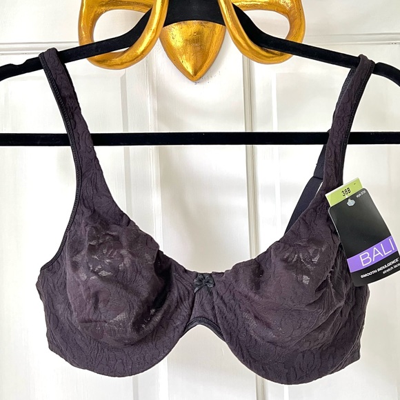 Bali Smooth Indulgence Stretch Lace Bra in Black. Size 38B - Picture 1 of 4